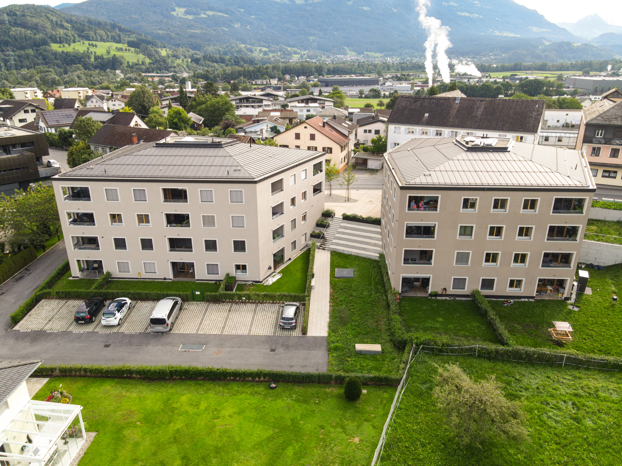 Wohn- und Geschäftshaus Hauptmann-Frick-Straße  Bild2